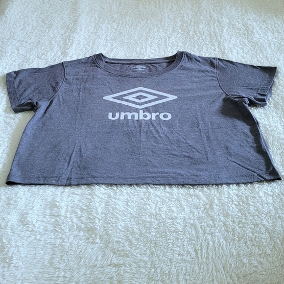 umbro Boxy🥊Cropped Logo Tee👕 - NWT - Picture 10 of 11